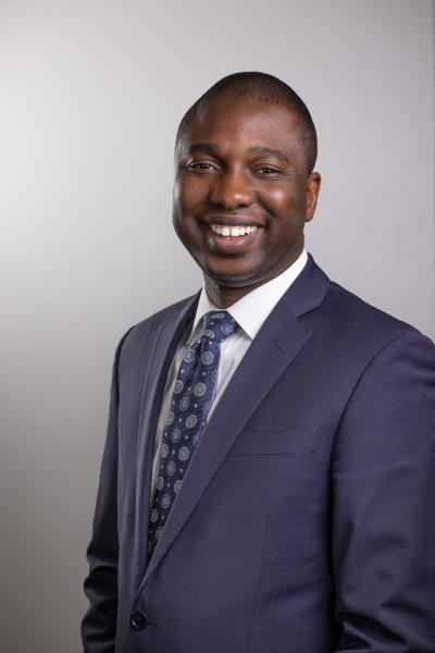 Head shot of Mo Sumbundu