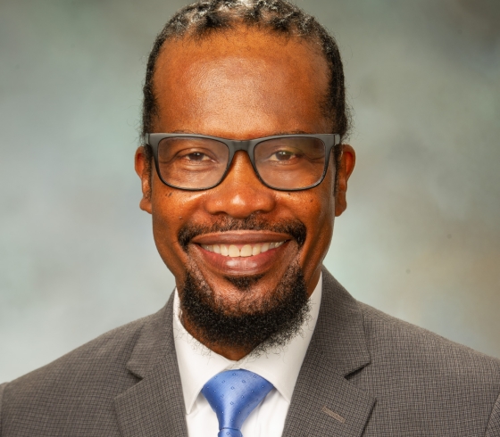 Head shot of Ron Stewart