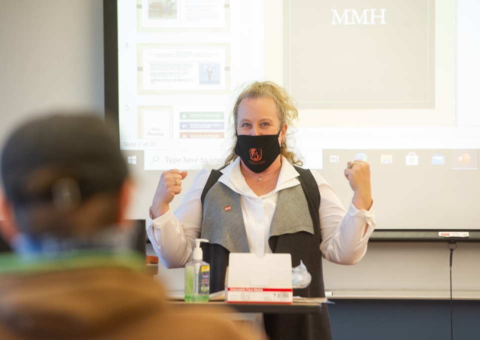 Assistant Professor Elizabeth O'Neill teaching a class 