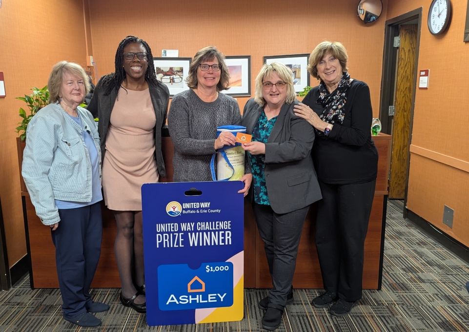  United Way Challenge winner with Marilyn Wilson/United Way, Amitra Wall, Allison Winkowski, Maria Garrity and Wendy Paterson